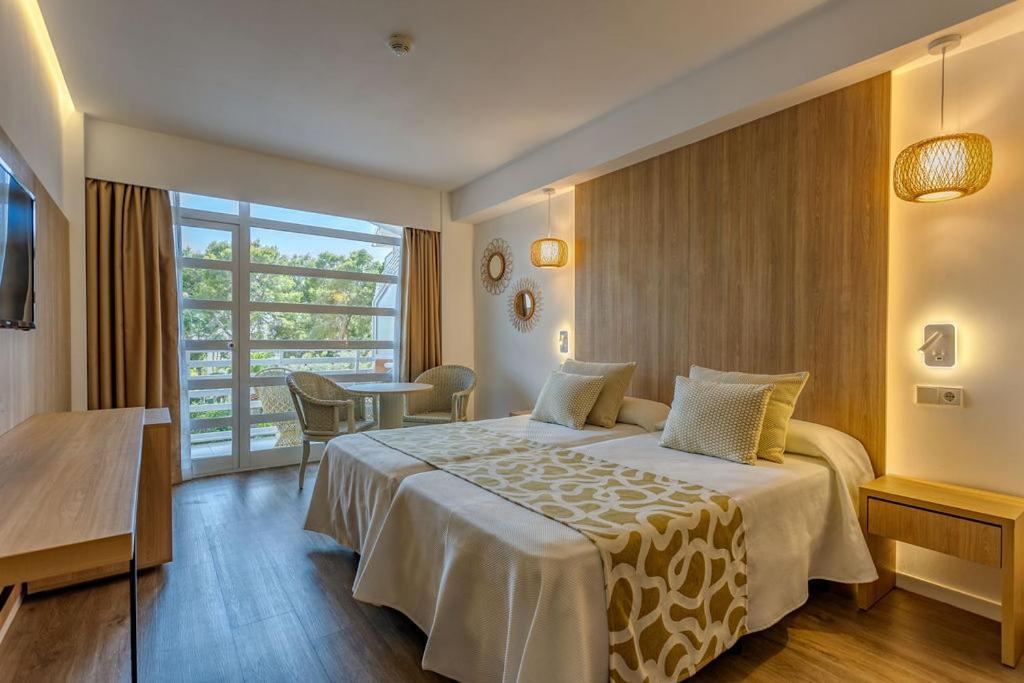 Ona Palmira Paguera Hotel Пагера Екстериор снимка